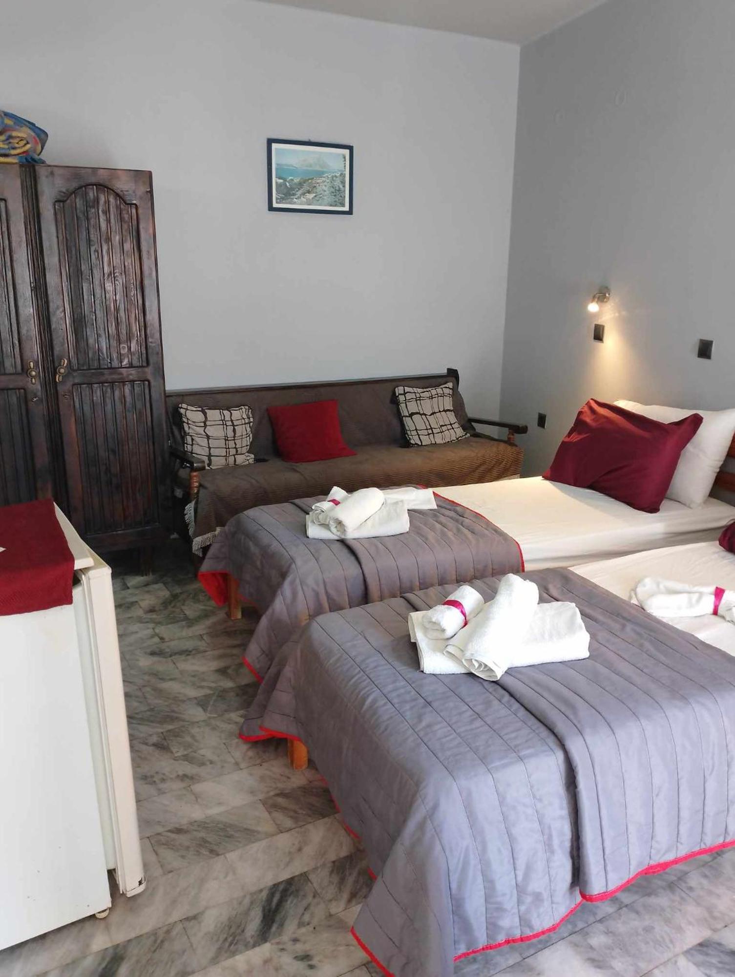 Cleios Rooms And Studios, Kalymnos 85200 Panormos  Ngoại thất bức ảnh