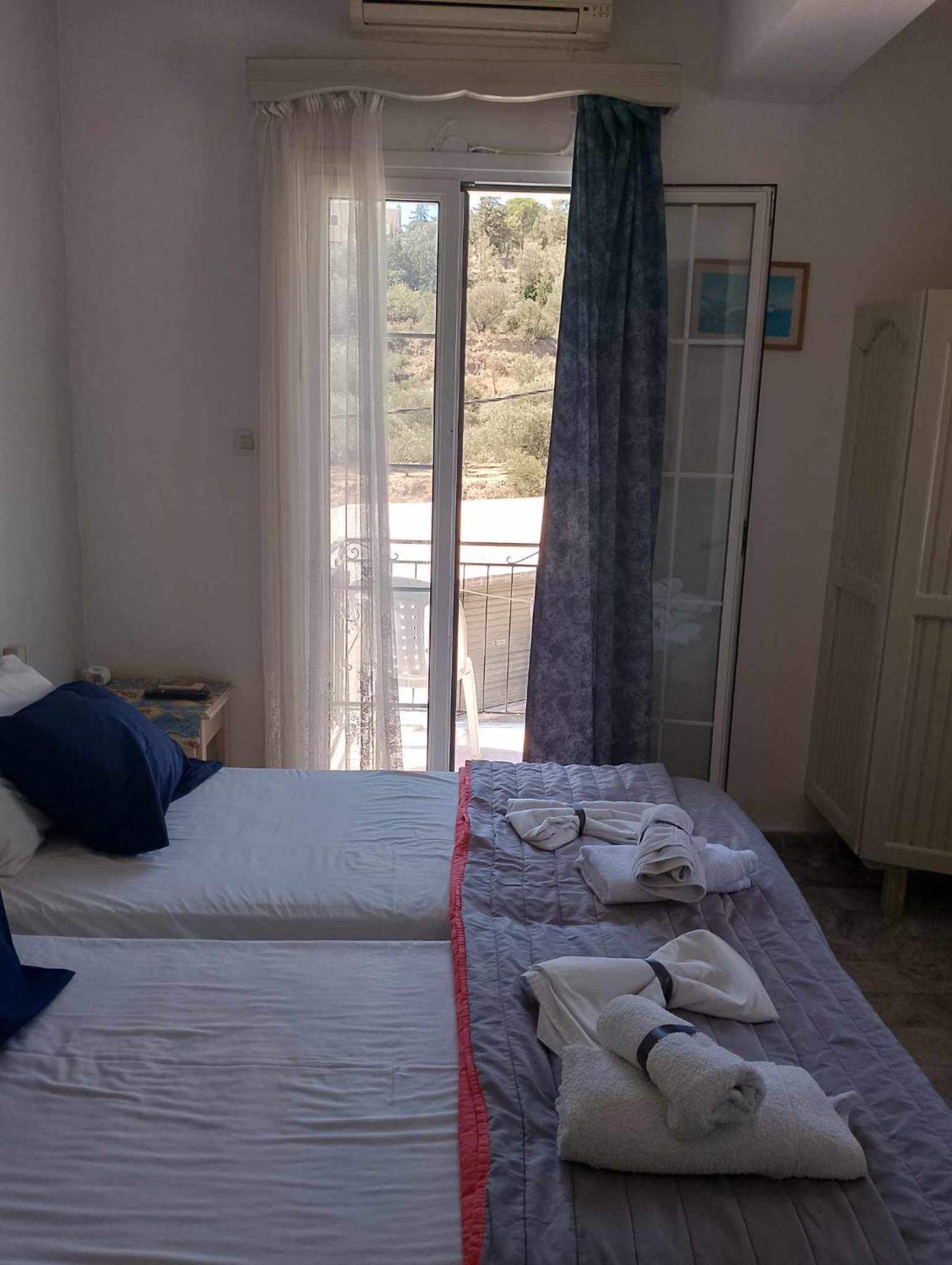 Cleios Rooms And Studios, Kalymnos 85200 Panormos  Ngoại thất bức ảnh